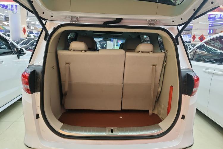 Used Buick GL8 2018 ES 28T Comfort Model China VI Standard Trunk