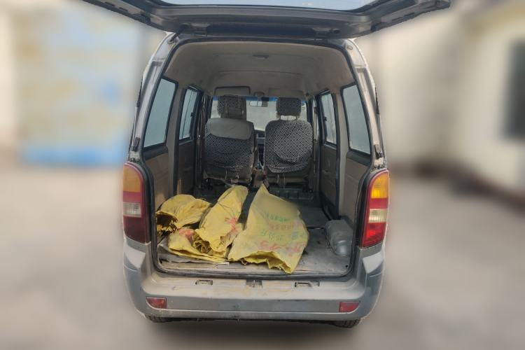 Used Dongfeng Xiaokang K17 2009 1.0L Base Version AF10-06 Trunk