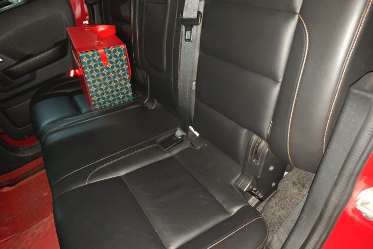 Used BAIC Off-Road BJ40 2016 40L 2.3T Automatic All-Wheel Drive Premium Edition Left Rear Seat