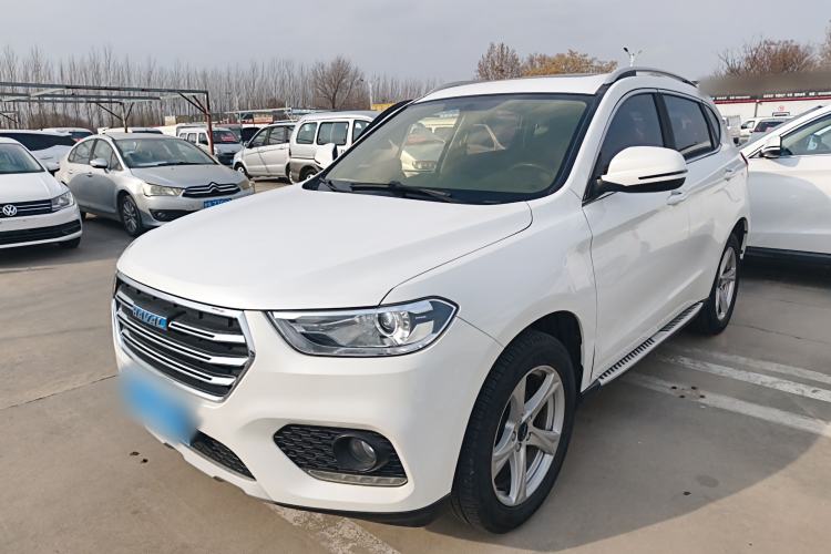 Used Haval H2 2018 Chuanxiang Edition Blue Badge 1.5T Dual-Clutch Two-Wheel Drive Fashionable Model