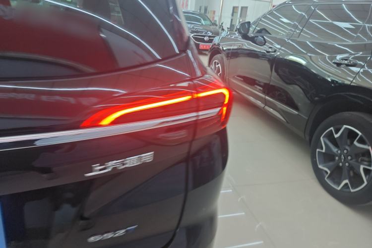 Used Buick Envision 2023 Encore Plus 652T Five-Seat Luxury Model Right Rear Taillight