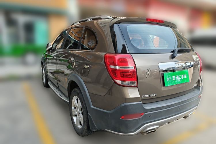 Used Chevrolet Captiva 2017 2.4L Two-Wheel Drive Urban Version 7 Seats Rear Left 45 Deg