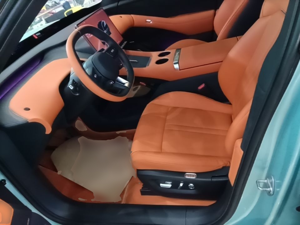 Xiaomi Auto YU7 2025 Ultra-Long Range All-Wheel Drive Pro Version — снимка 17