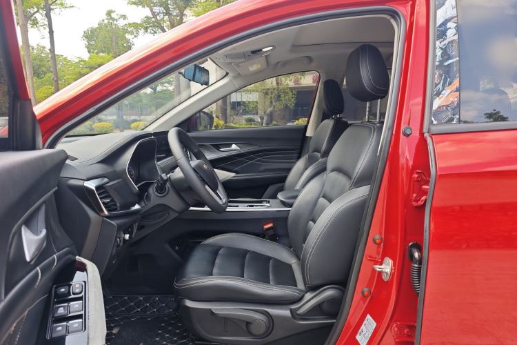 Used SOL X8 2021 300T DCT Panoramic Luxury Edition 6 Seats Left Front Seat