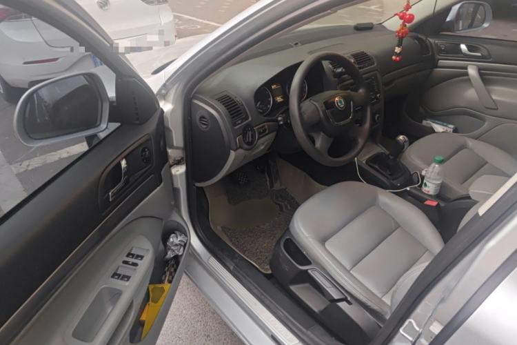 Used Skoda Octavia 2012 1.6L Manual Yijun Edition