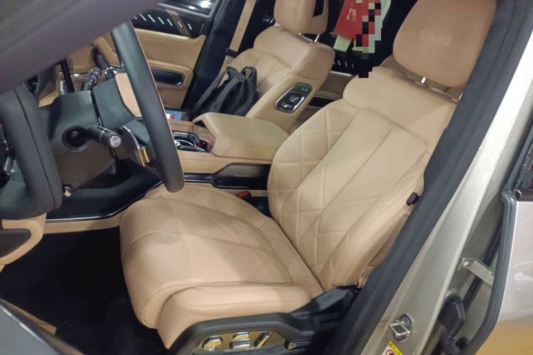 Used Formula Leopard 8 2025 Smart & Brave Flagship Edition 7 Seats
