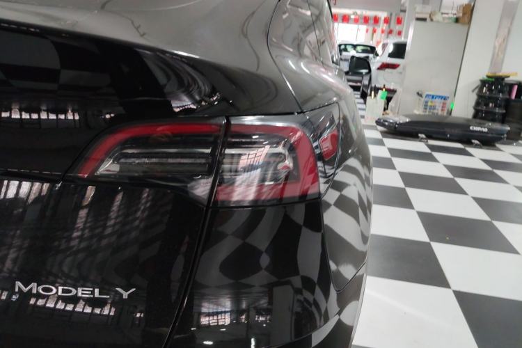 Used Tesla Model Y 2021 Standard Range Rear-Wheel Drive Version