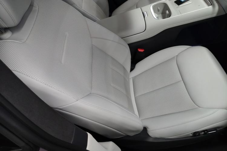 Used XPeng G6 2025 625 Long-Range Max Flagship Edition
