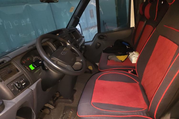 Used Ford Transit Custom 2016 2.2T Short Wheelbase 6-Seater Mid-Height Multi-Purpose Vehicle
