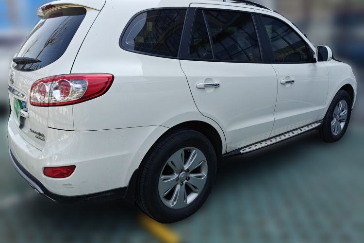 Used Hyundai Santa Fe Classic 2012 2.4 Comfort Edition 7-Seater Four-Wheel Drive