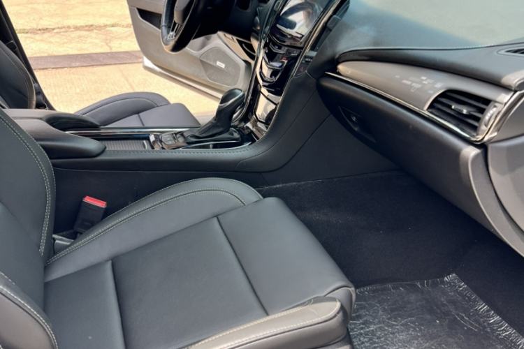 Used Cadillac ATS-L 2017 28T Tech Edition Interior 6