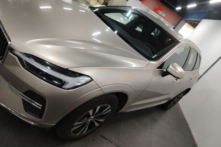 Used Volvo XC60 2025 B5 4x4 Smart Luxury Edition
