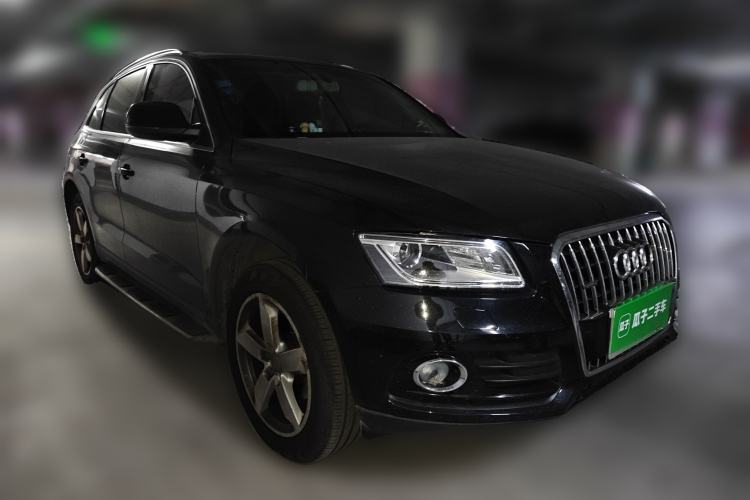 Used Audi Q5 2015 40 TFSI Comfort Model
