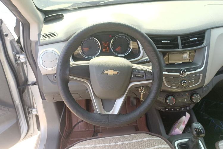 Used Chevrolet Sail 2015 Sail 3 1.5L Manual Happiness Edition

