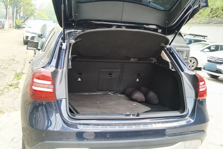 Used Mercedes-Benz GLA 2018 GLA 200 Fashion Model Trunk