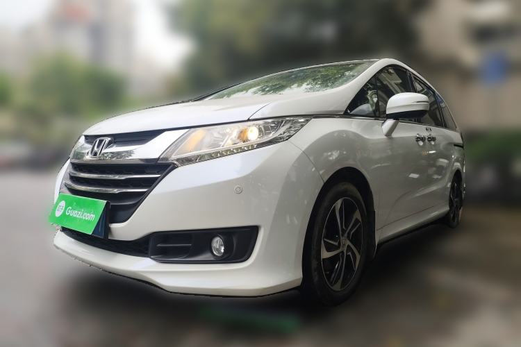 Used Honda Odyssey 2015 Revised 2.4L Luxury Edition
