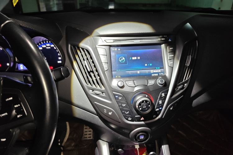 Used Hyundai Veloster 2012 1.6T Automatic Luxury Edition