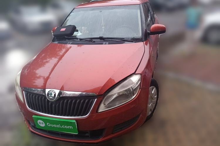 Used Skoda Fabia 2012 1.4L Automatic Crystal Edition