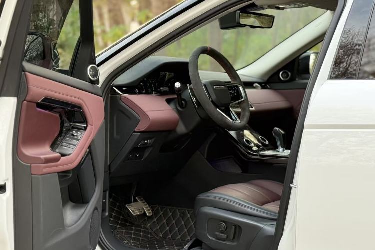 Used Land Rover Range Rover Evoque 2022 Aurora L 249 PS R-Dynamic Luxury Edition
