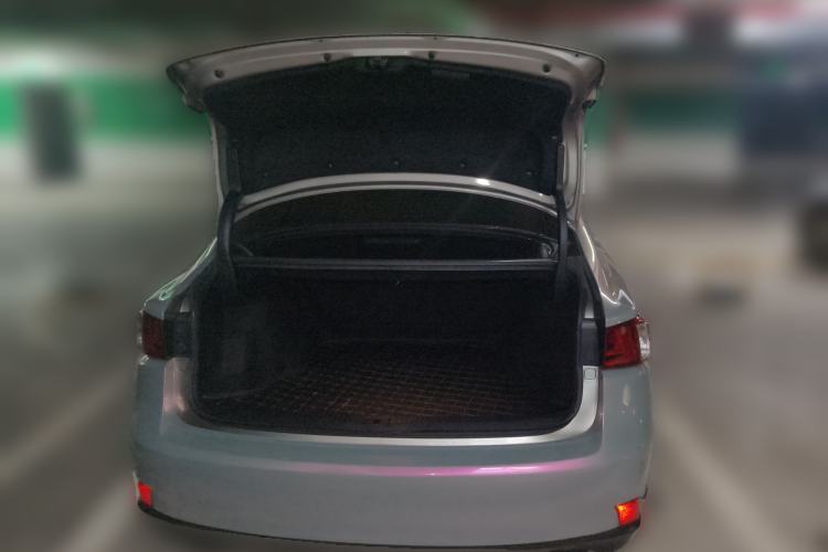 Used Lexus IS 2015 200t F SPORT Trunk