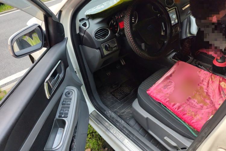 Used Ford Focus 2013 Hatchback Classic 1.8L Manual Base Model Driver Seat