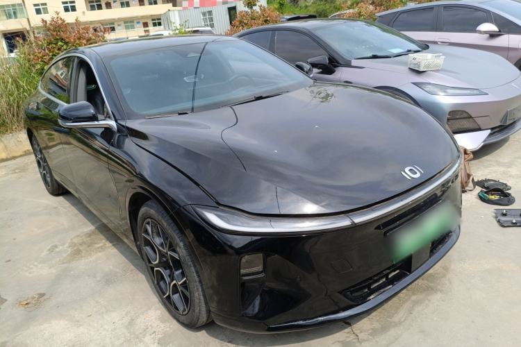 Used CHANGAN NEVO A07 2024 All-Electric "True Fragrance" Edition 515 Luxurious Model 58.9 kWh Front Right 45 Deg