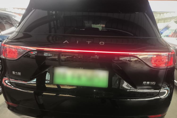 Used Hima AITO M9 2024 Range-Extended Ultra Version 52 kWh 5-Seater Model