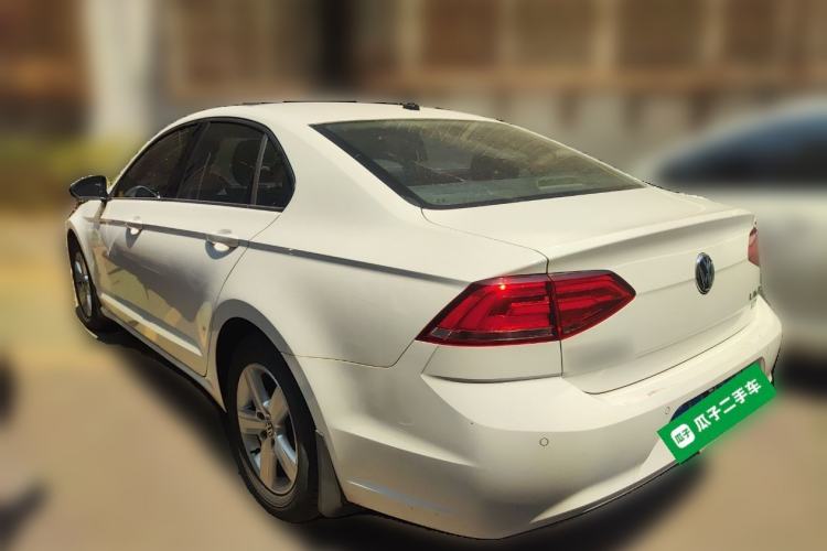 Used Volkswagen Lamando 2017 230TSI Manual Trend Edition Rear Left 45 Deg