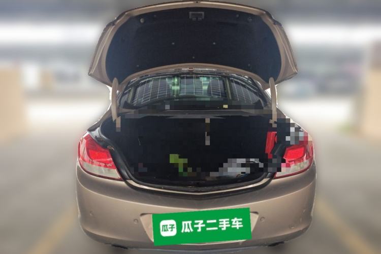 Used Buick Regal 2012 2.0L Luxury Edition Trunk