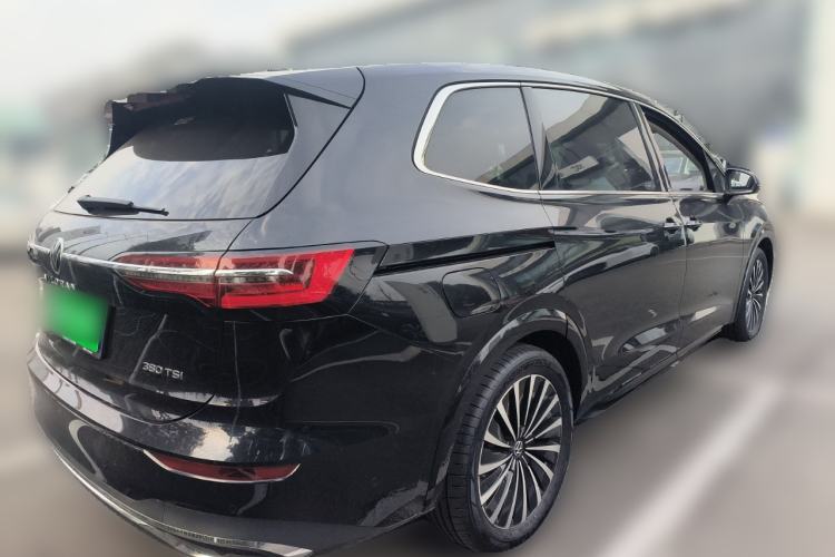 Used Volkswagen Viloran 2024 380TSI Premium Edition