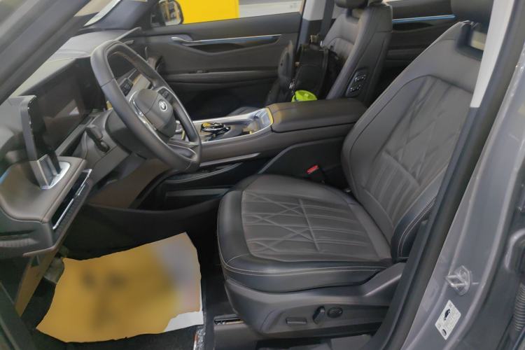 Used Ford Edge 2025 Ford Explorer L 2.0T EcoBoost E-Hybrid Four-Wheel-Drive 7-Seater Supreme Model Left Front Seat