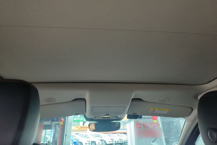 Used Land Rover Discovery Sport 2023 249 PS R-Dynamic S Performance Edition Headliner