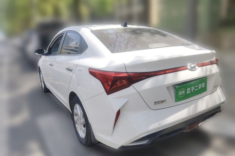 Used Hyundai Verna (new generation) 2020 1.4L Manual GLS Cool Edition Rear Left 45 Deg