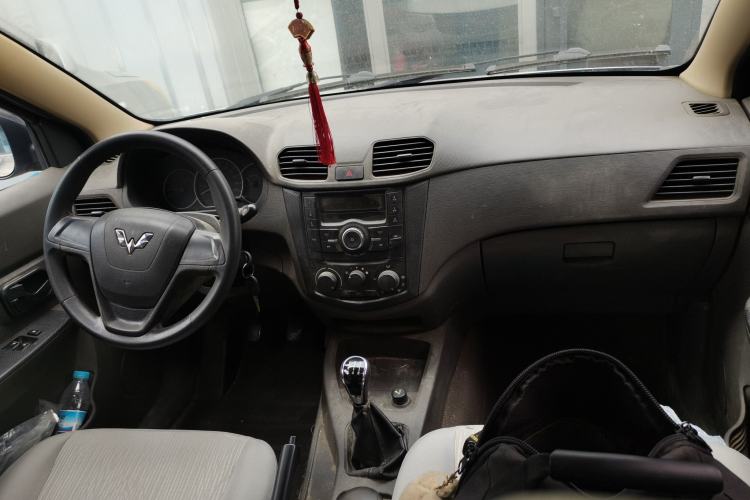 Used Wuling Hongguang 2015 1.2L S Base Model China V Standard