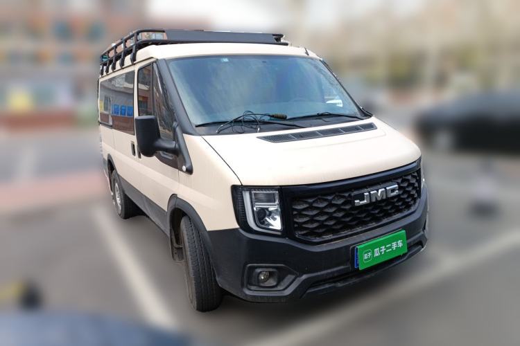 Used JMC Fushun 2023 2.0T Manual Short-Wheelbase Low-Roof Commercial Multi-Purpose Passenger Vehicle 6 Seats with Dual-Opening Tailgate
