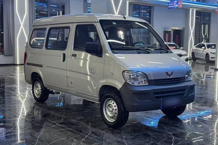 Used Wuling Zhiguang 2023 1.5L Practical Version 5/7 Seats