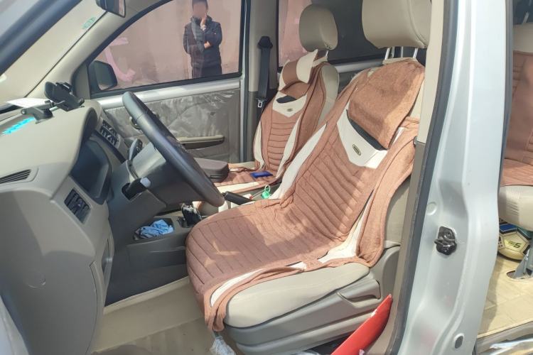 Used Wuling Rongguang V 2018 1.2L Practical Model
