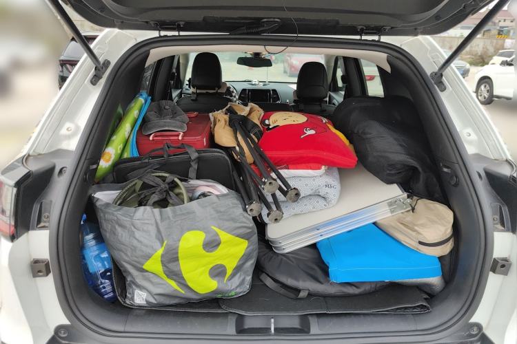 Used Jeep Cherokee 2019 2.0T Two-Wheel Drive Smart Enjoyment Version China V Trunk