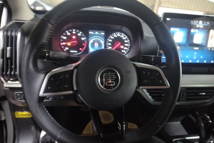 Used BYD Tang 2018 2.0T Automatic Smart Connect Prestige 7-Seater China V Standard