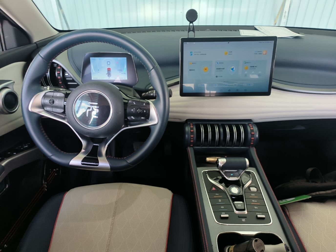 BYD Yuan PLUS 2022 430 km Luxury Version - Luxury — снимка 12