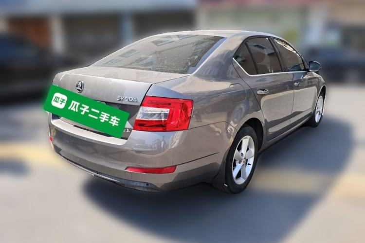 Used Skoda Octavia 2015 1.6L Automatic Yijie Edition
