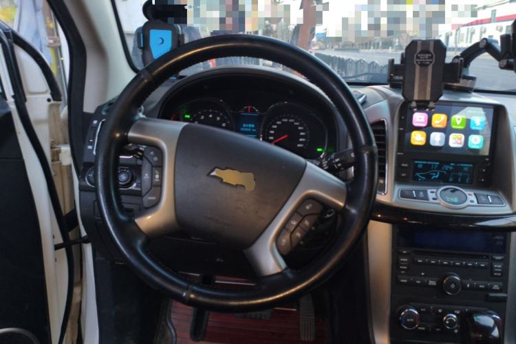 Used Chevrolet Captiva 2015 2.4L 4x4 Flagship Edition 7-Seater