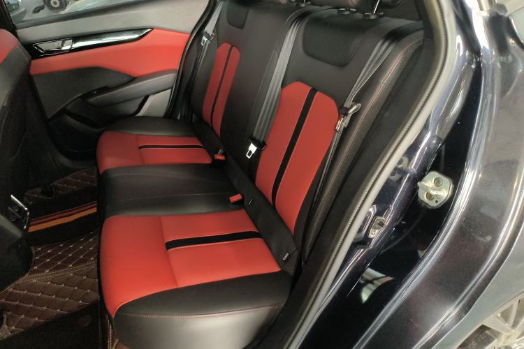 Used Dongfeng Aeolus Yixuan 2020 230T Automatic Dazzle Track Rider Edition Left Rear Seat