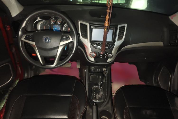 Used CHANGAN CS35 2012 1.6L Automatic Luxury Version China IV Standard