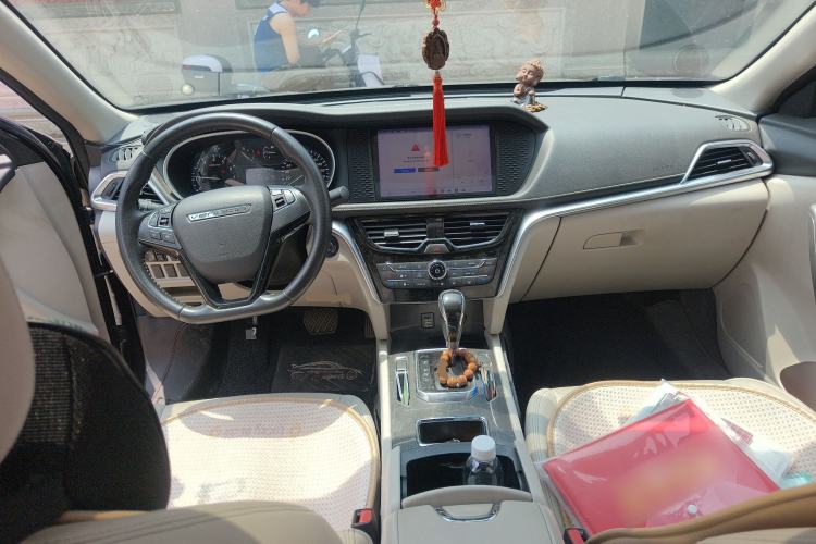 Used Venucia T90 2017 2.0L CVT Smart Edition
