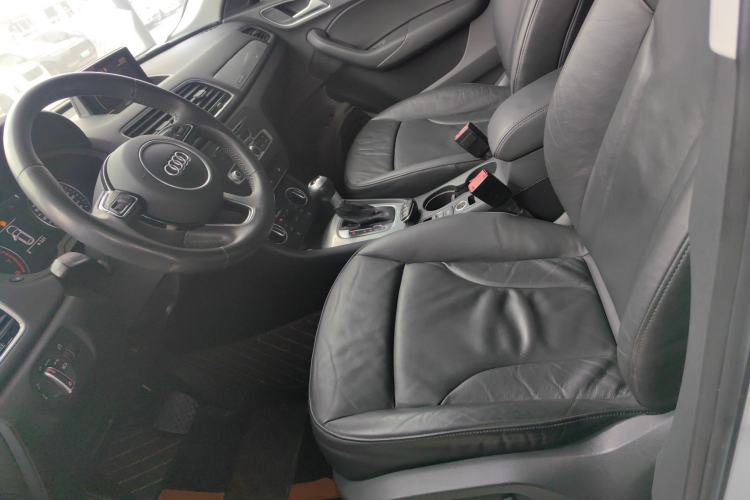 Used Audi Q3 2016 35 TFSI quattro all-wheel-drive style model
