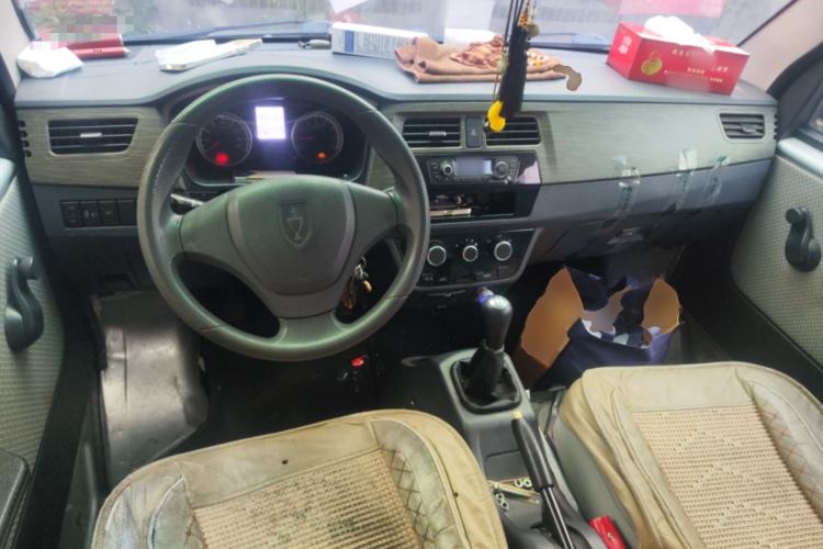 Used Jinbei Hiace X30 2020 1.5L Super-Comfortable Version China VI Standard SWC15M Center Console