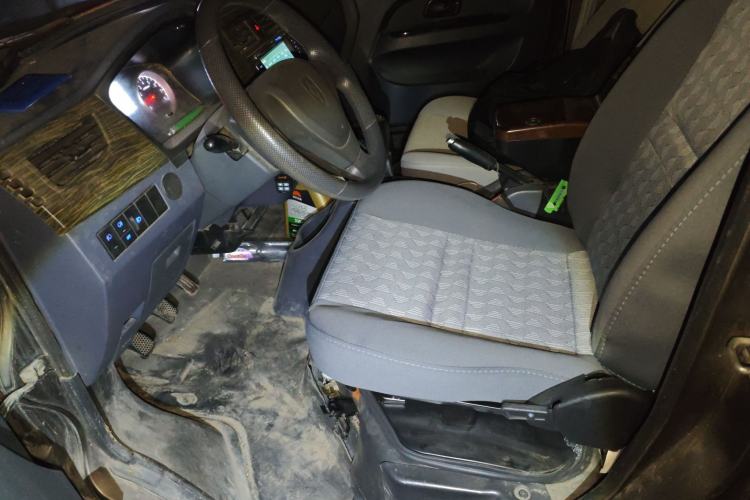 Used Jinbei Hiace X30 2016 1.3L Van Comfort Edition DLCG12 Left Front Seat