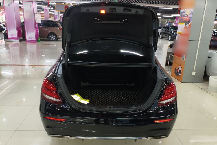 Used Mercedes-Benz E-Class 2019 Restyled E 300 L Sporty and Stylish Edition
