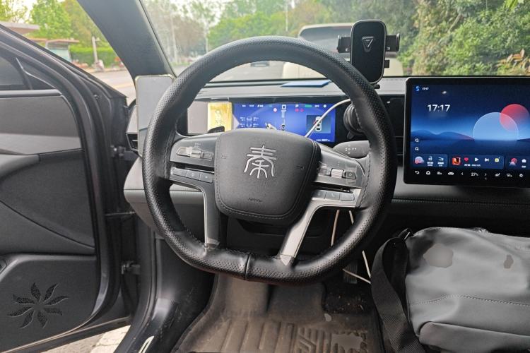 Used BYD Qin L 2025 EV 545KM Beyond Version Steering Wheel